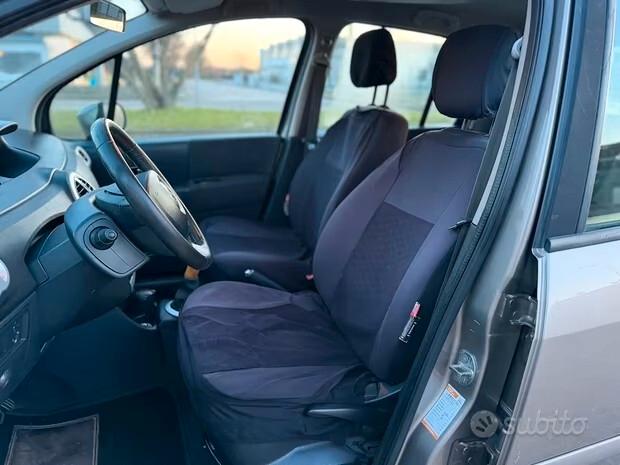 Renault Modus Grand 1.5 dCi 85CV Dynamique