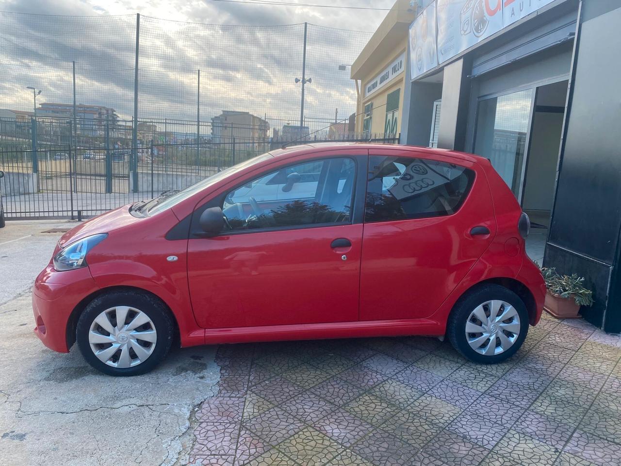 Toyota Aygo 1.0 70cv