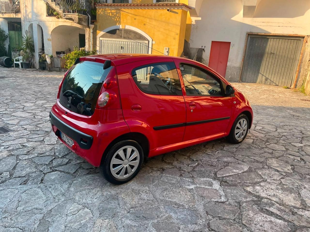 Peugeot 107 1.0 68CV 5p. Sweet Years