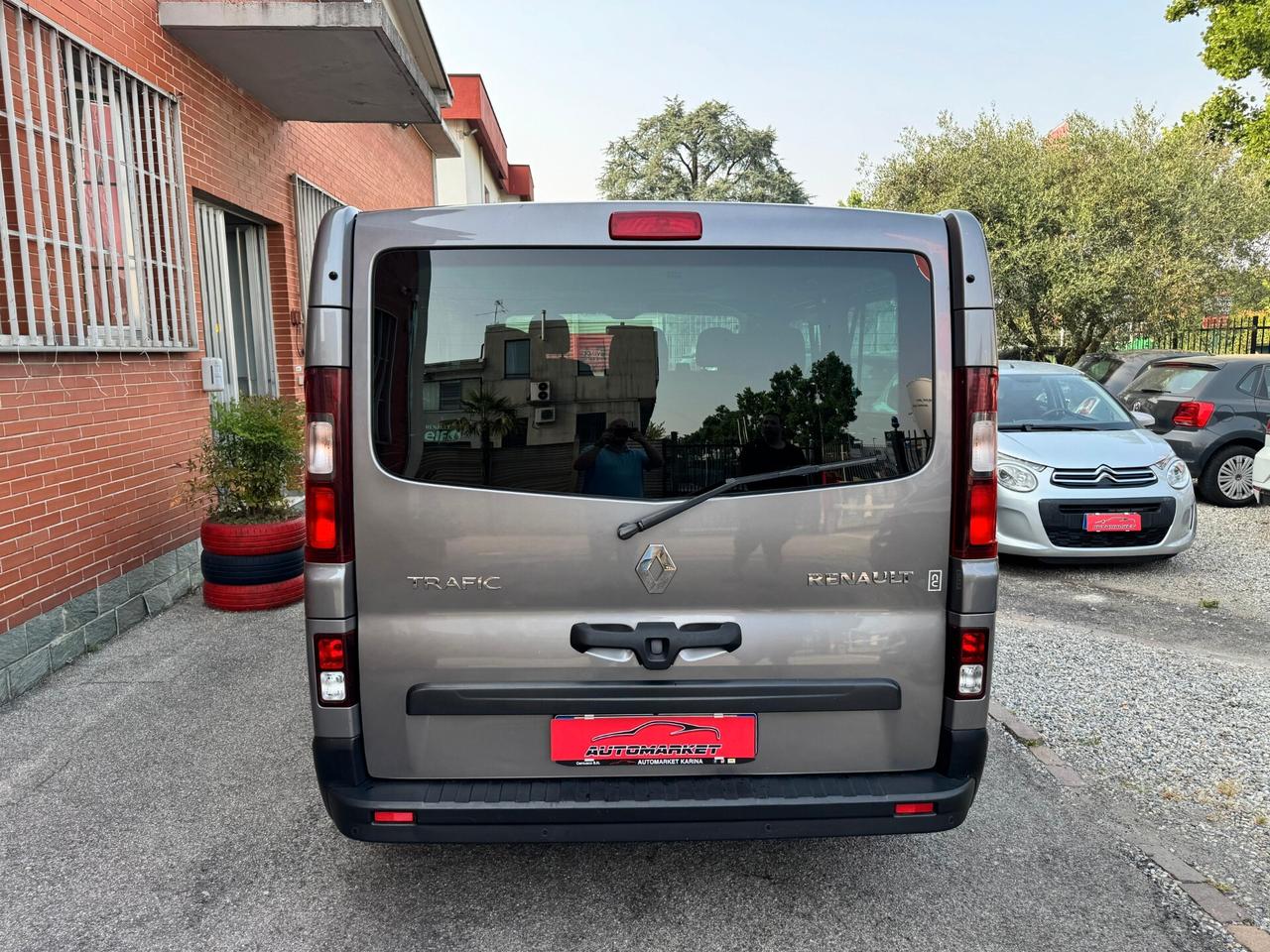 Renault Trafic 1.6 DCI 125CV 9 POSTI