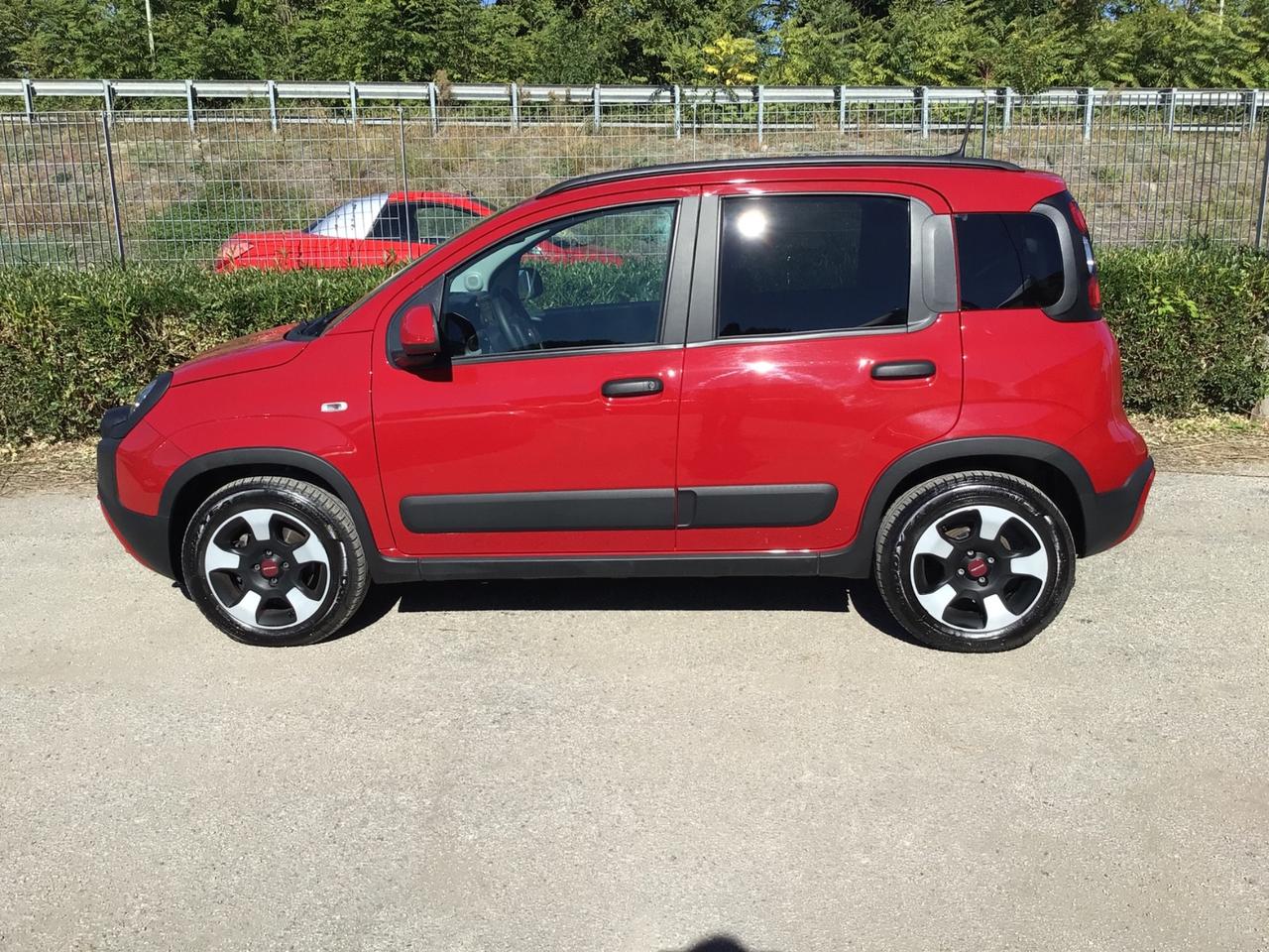 Fiat Panda Cross 1.0 70Cv firefly hybrid 5 Posti