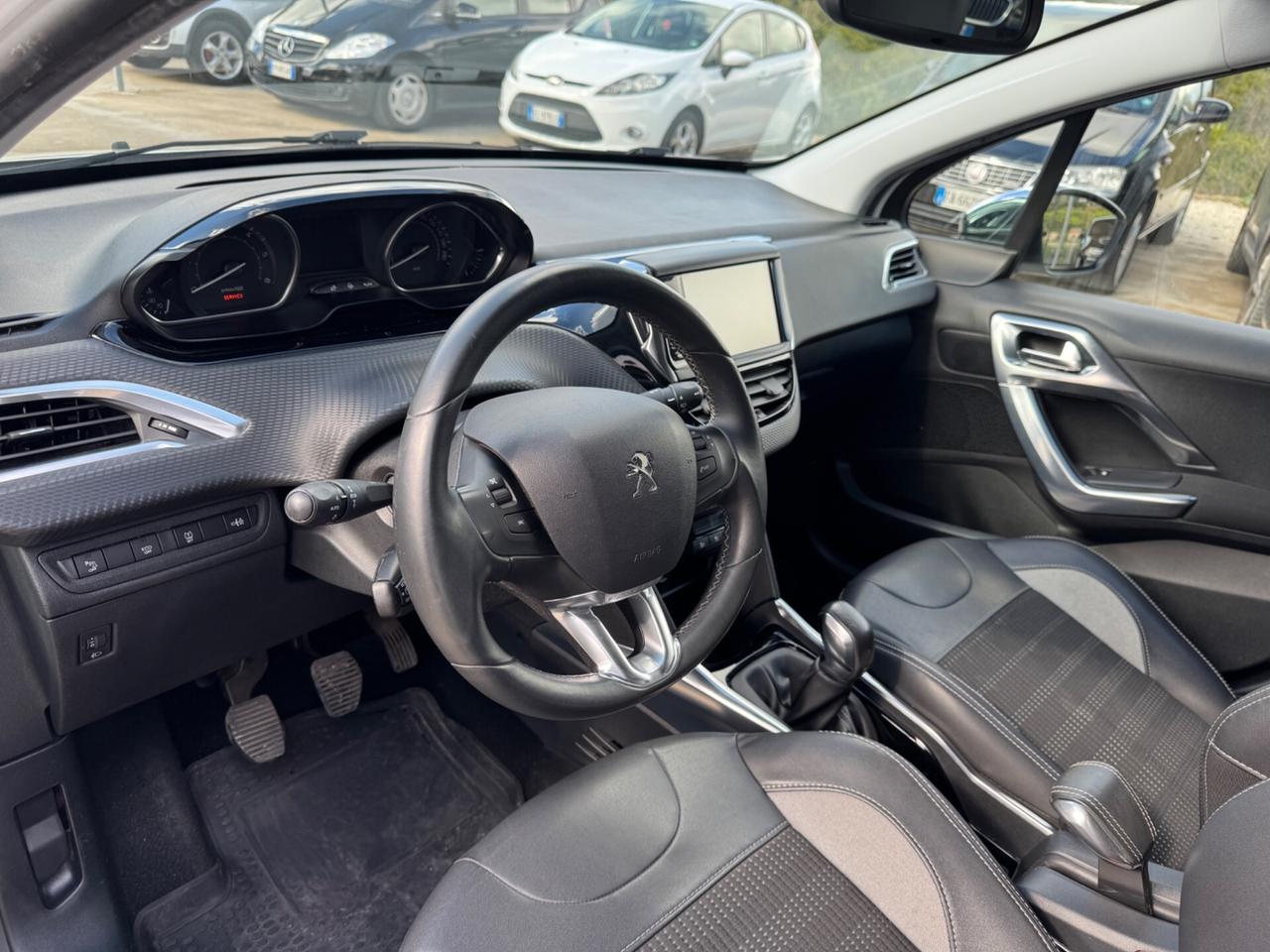 Peugeot 2008 1.6 e-HDi 92 CV Stop&Start Allure