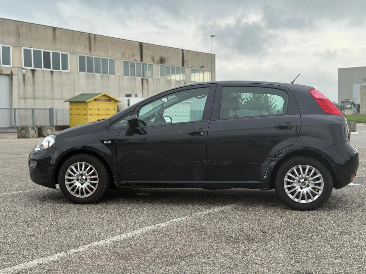 Fiat Punto 1.3 MJT II 75 CV 5 porte Street