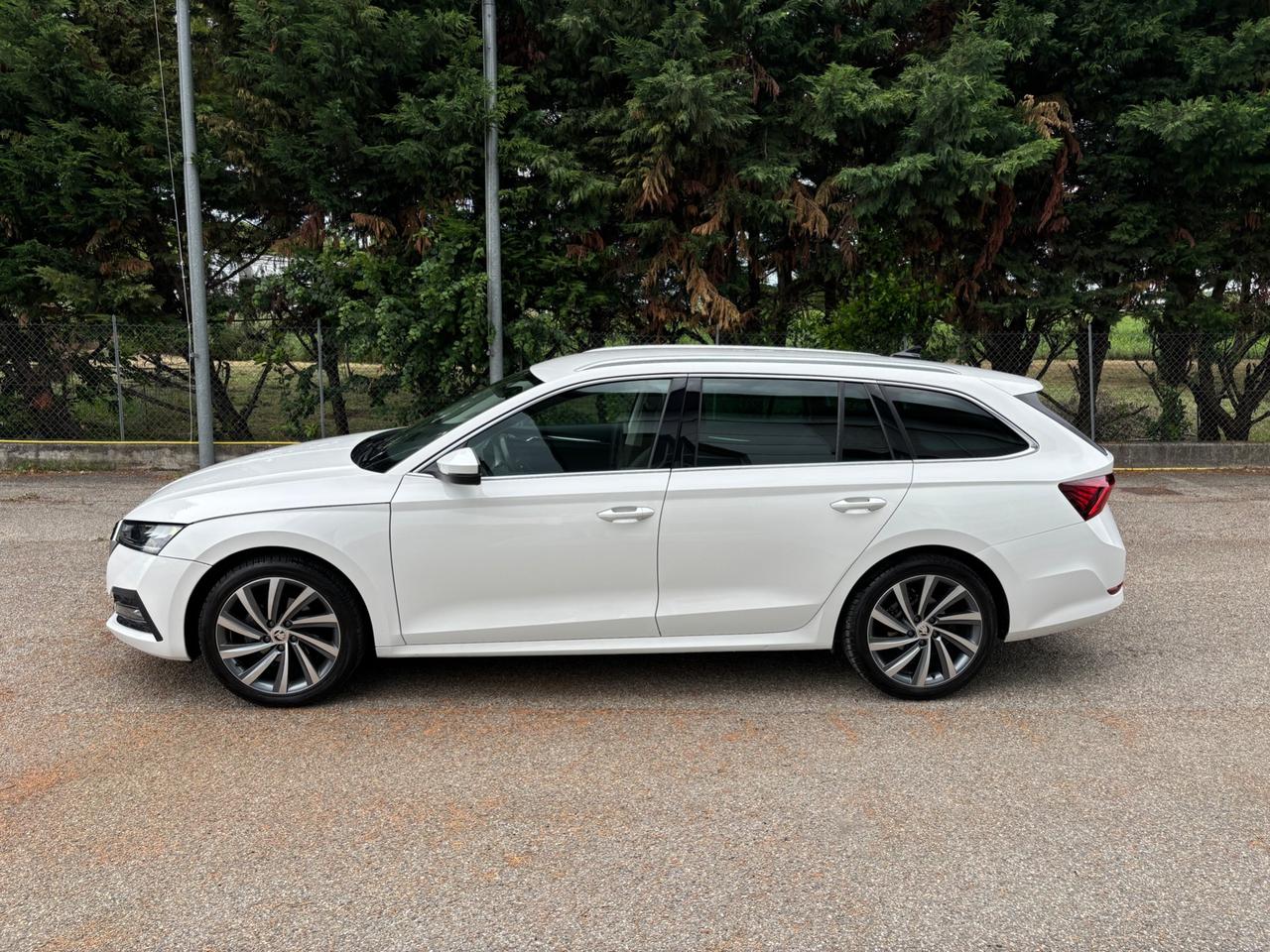 Skoda Octavia 1.5 G-TEC DSG Wagon Style - 2021