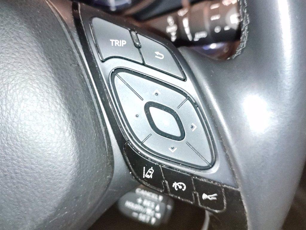 TOYOTA C-hr 1.8h active 2wd e-cvt del 2019