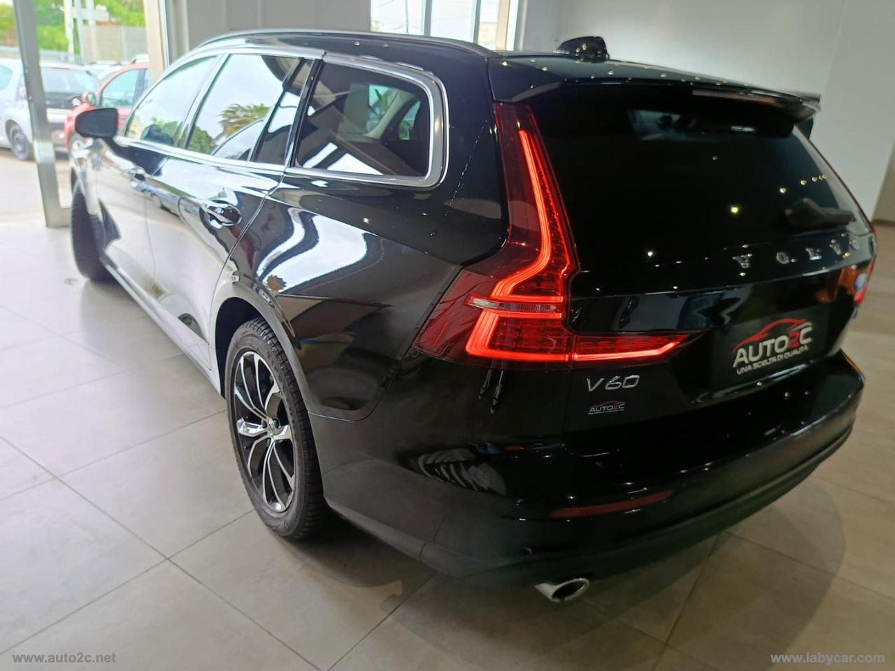 VOLVO V60 B4