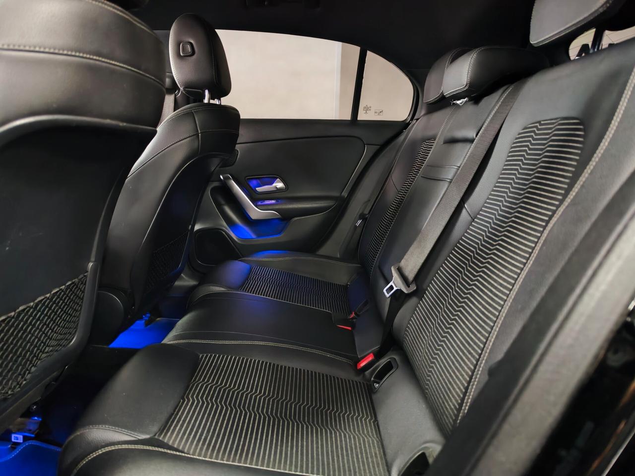 Mercedes-benz A 180d Automatic Sport LED