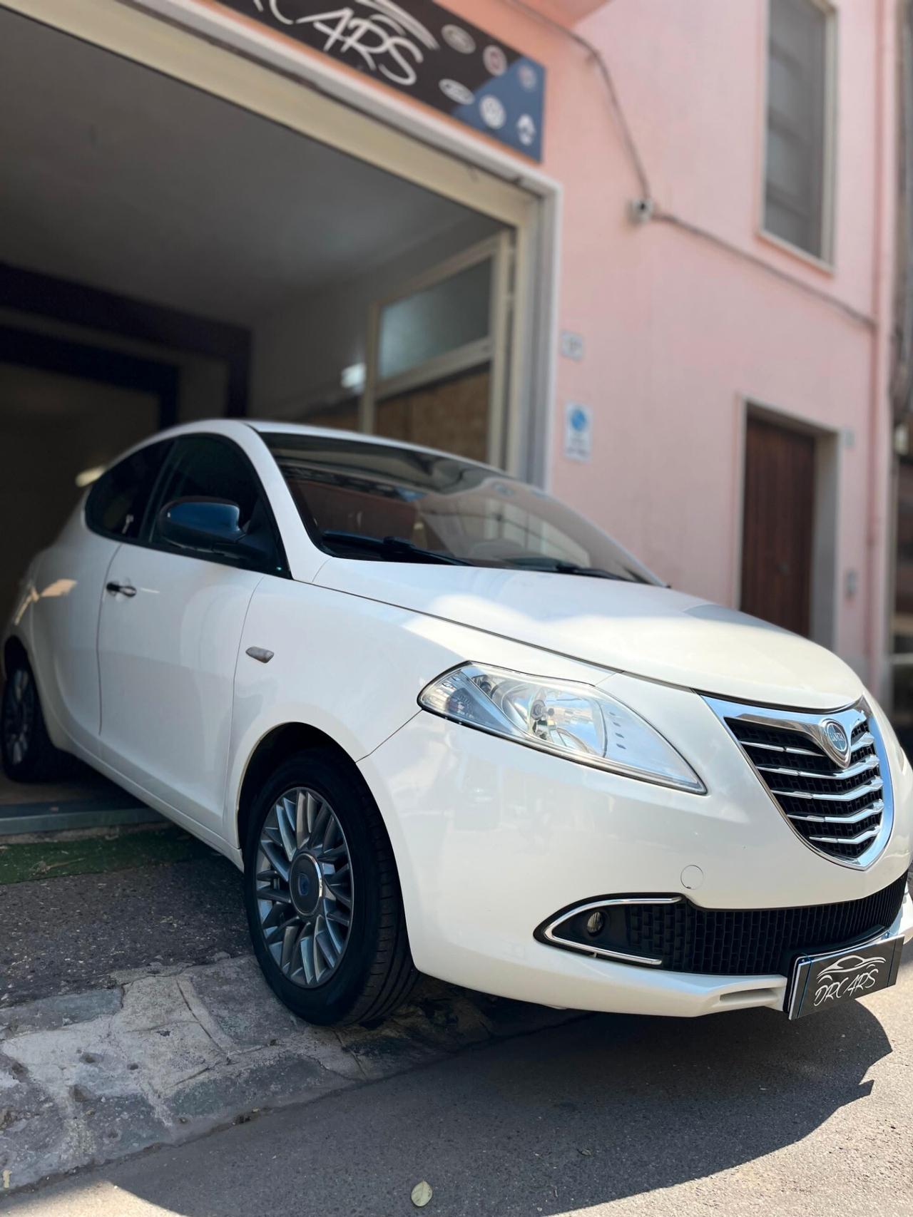 Lancia Ypsilon 1.3 MJT 16V 95 CV 5 porte S&S Platinum