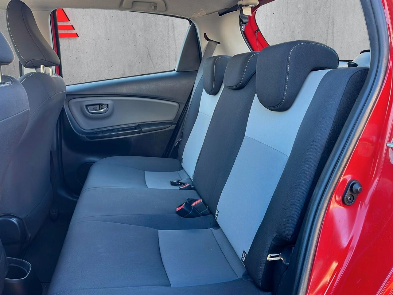 Toyota Yaris 1.5 Hybrid 5 porte Business