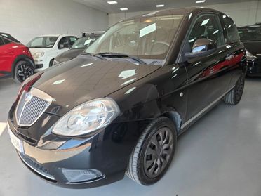 Lancia Ypsilon 1.2 69 CV Argento