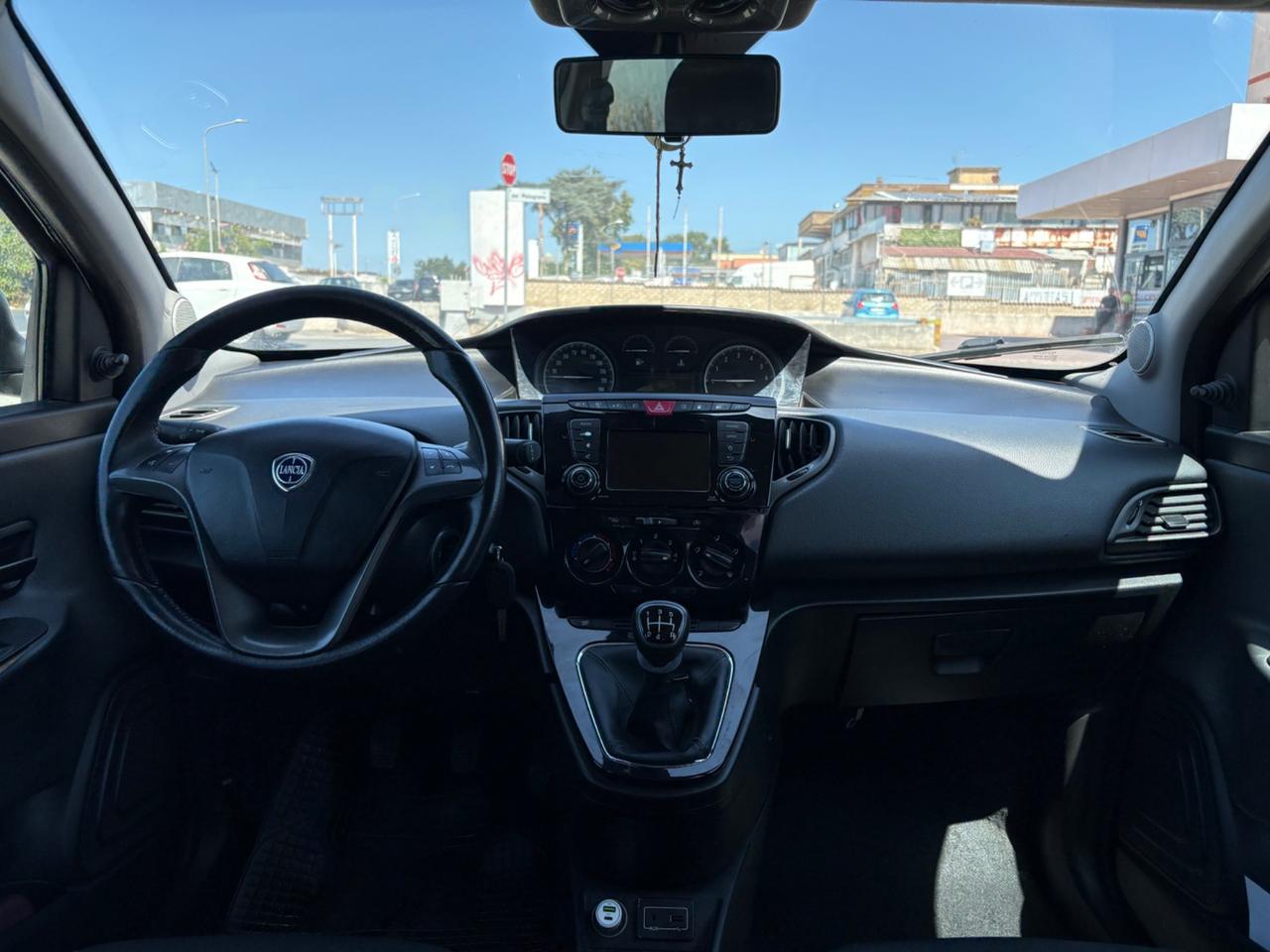Lancia Ypsilon 1.2 69 CV 5 porte GPL Ecochic Silver