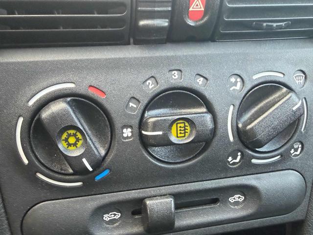 OPEL Corsa 22km 1.0i 12V cat 3p 100 come nuova Bellissima
