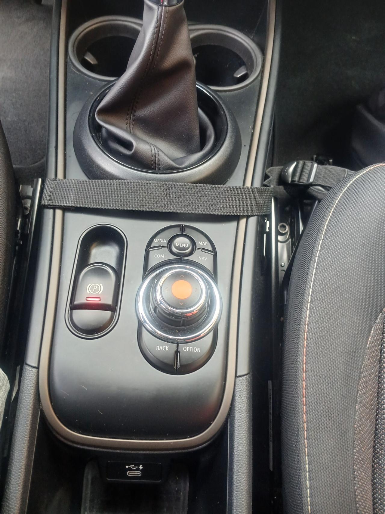 Mini Cooper S Countryman 1.5 SE Business ALL4 Automatica