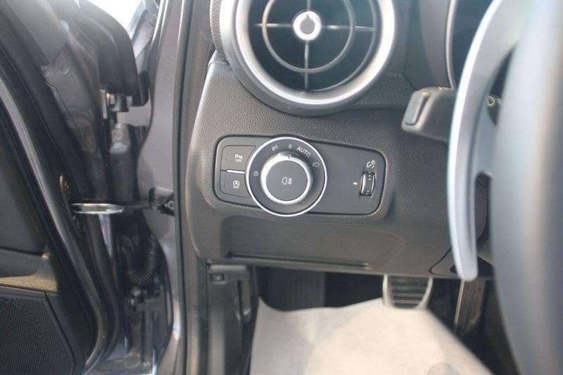 Alfa Romeo Giulia Giulia 2.2 Turbodiesel 160 CV AT8 Sprint