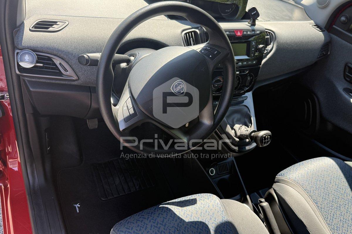 LANCIA Ypsilon 1.2 69 CV 5 porte GPL Silver