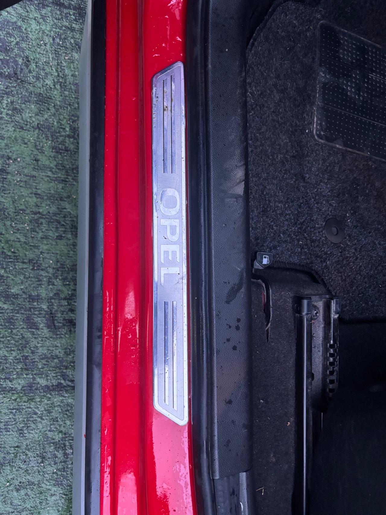 Opel Karl Rocks 1.0 73 CV GPL