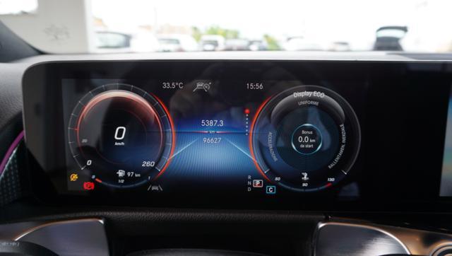 MERCEDES-BENZ GLB 200 d Automatic 4Matic Premium