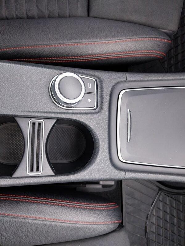 Mercedes-Benz Classe A A 200 d Automatic Premium