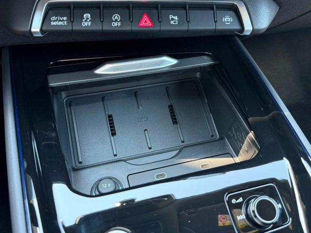 AUDI Q3 SPB TDI 110 kW S tronic S Line edition NAVI - ACC