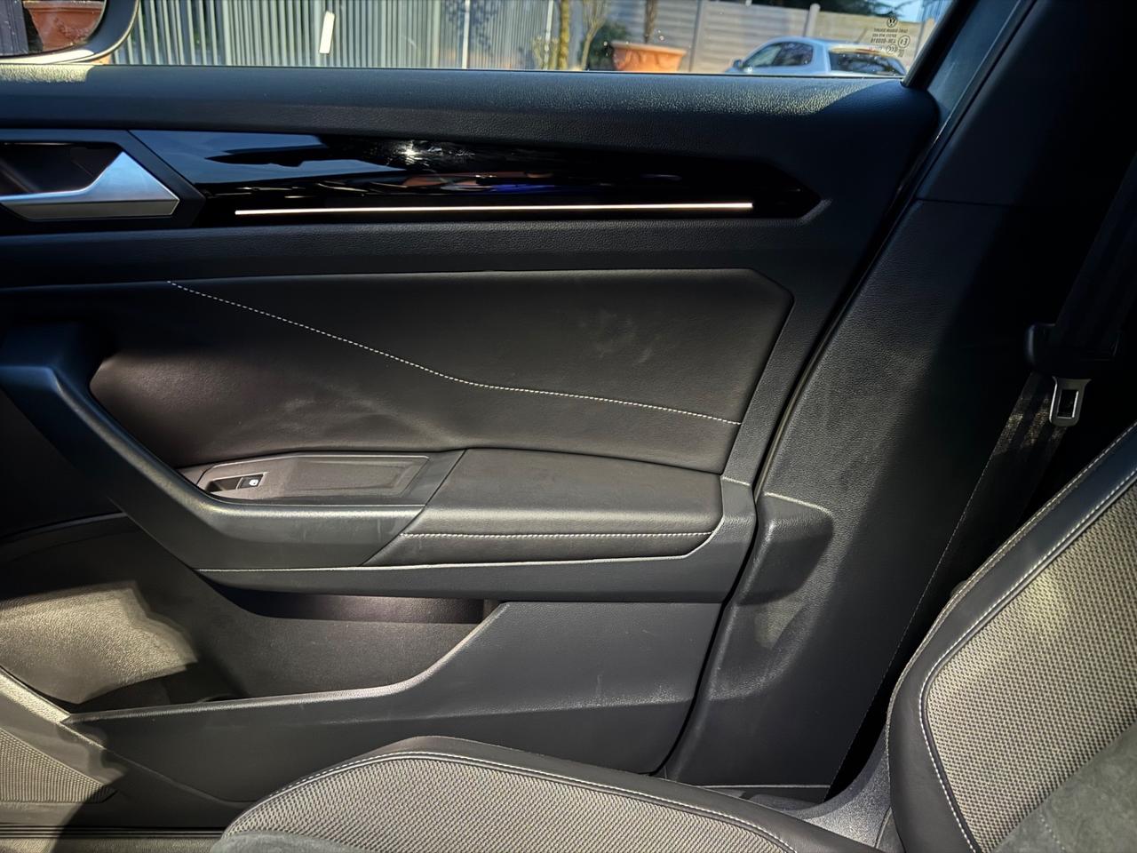 Volkswagen T-Roc 1.0 TSI R-Line Prezzo Reale