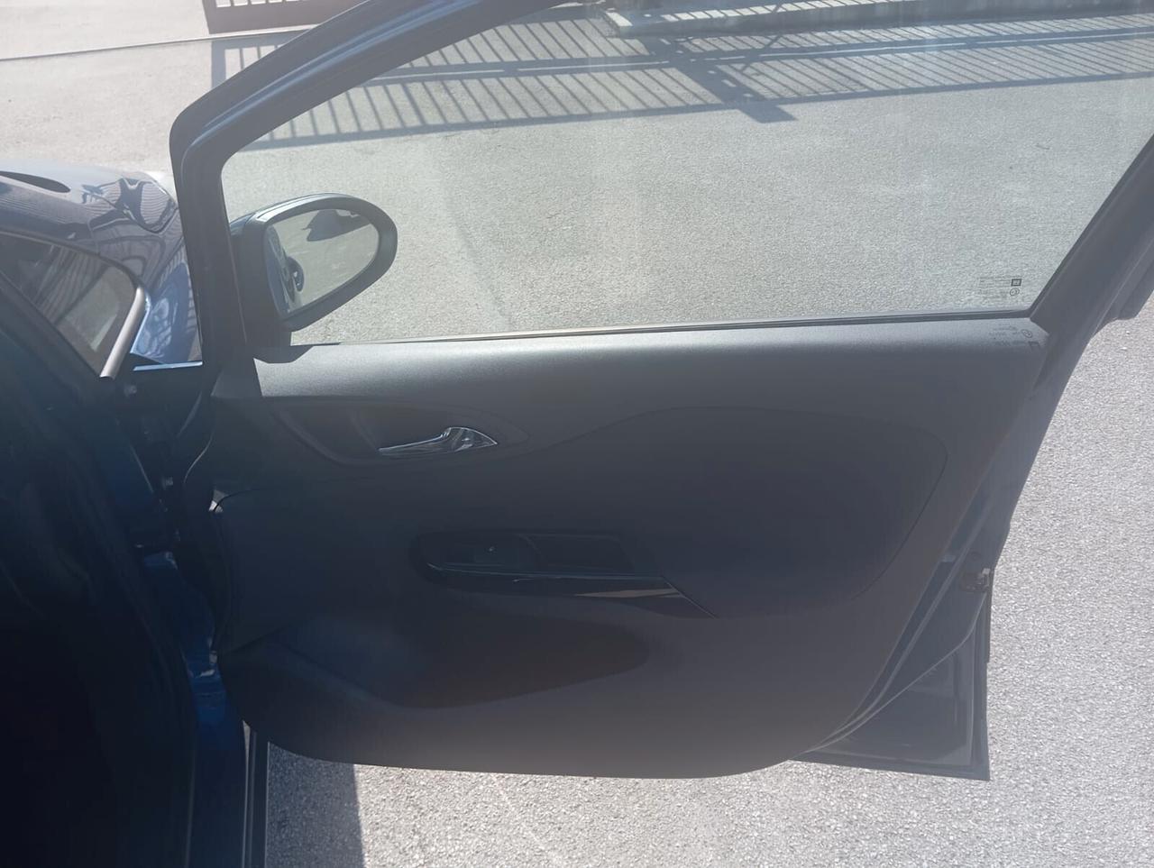 Opel Corsa 1.4 90CV GPL Tech 5 porte Innovation