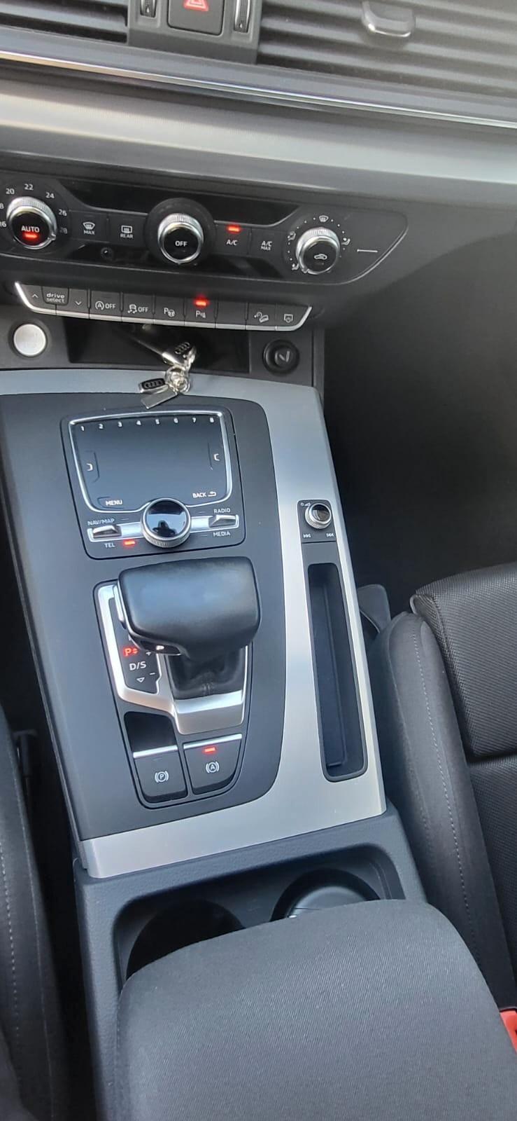 Audi Q5 40 TDI quattro S tronic line