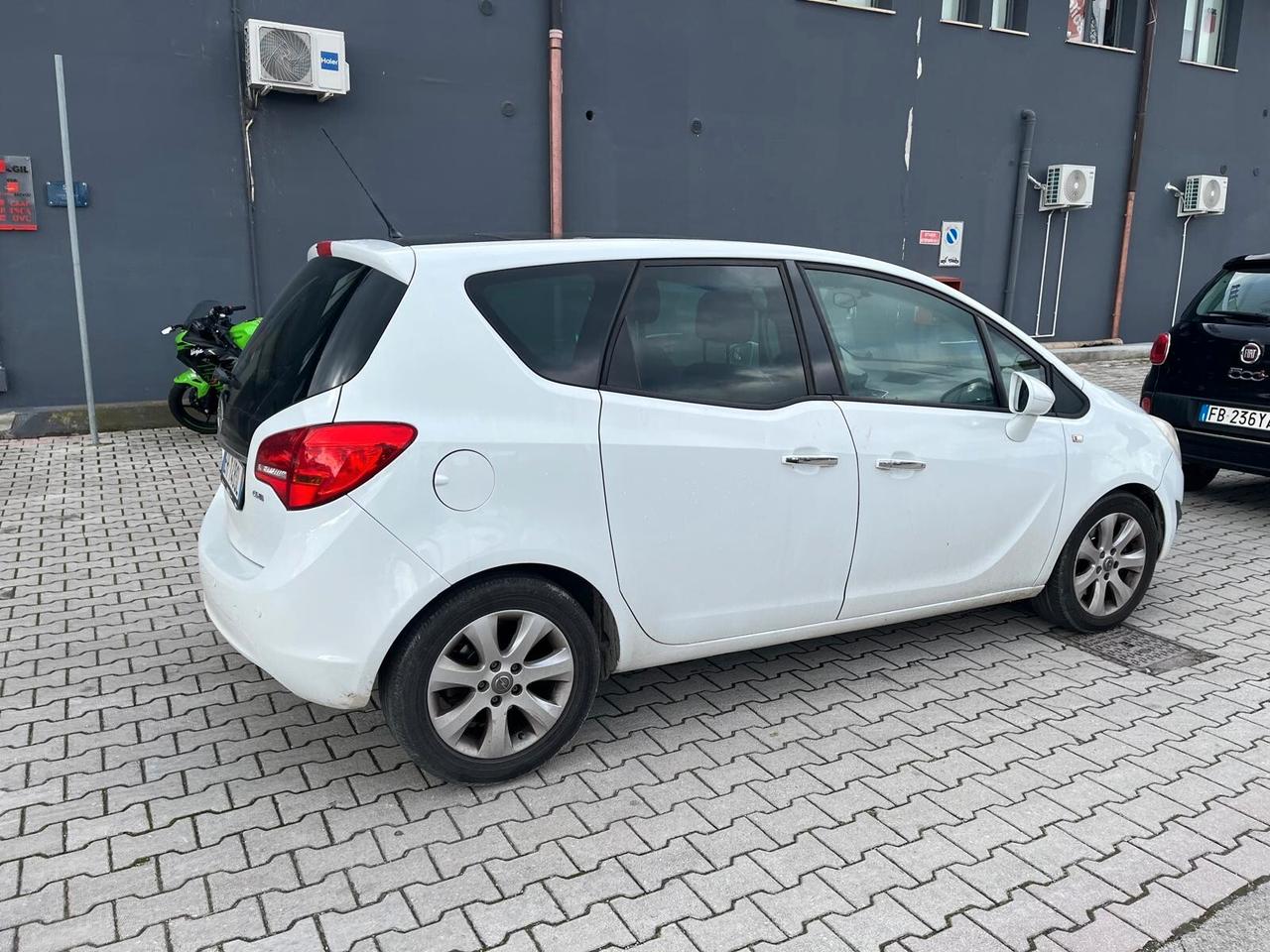 Opel Meriva 1.7 CDTI 110CV Cosmo