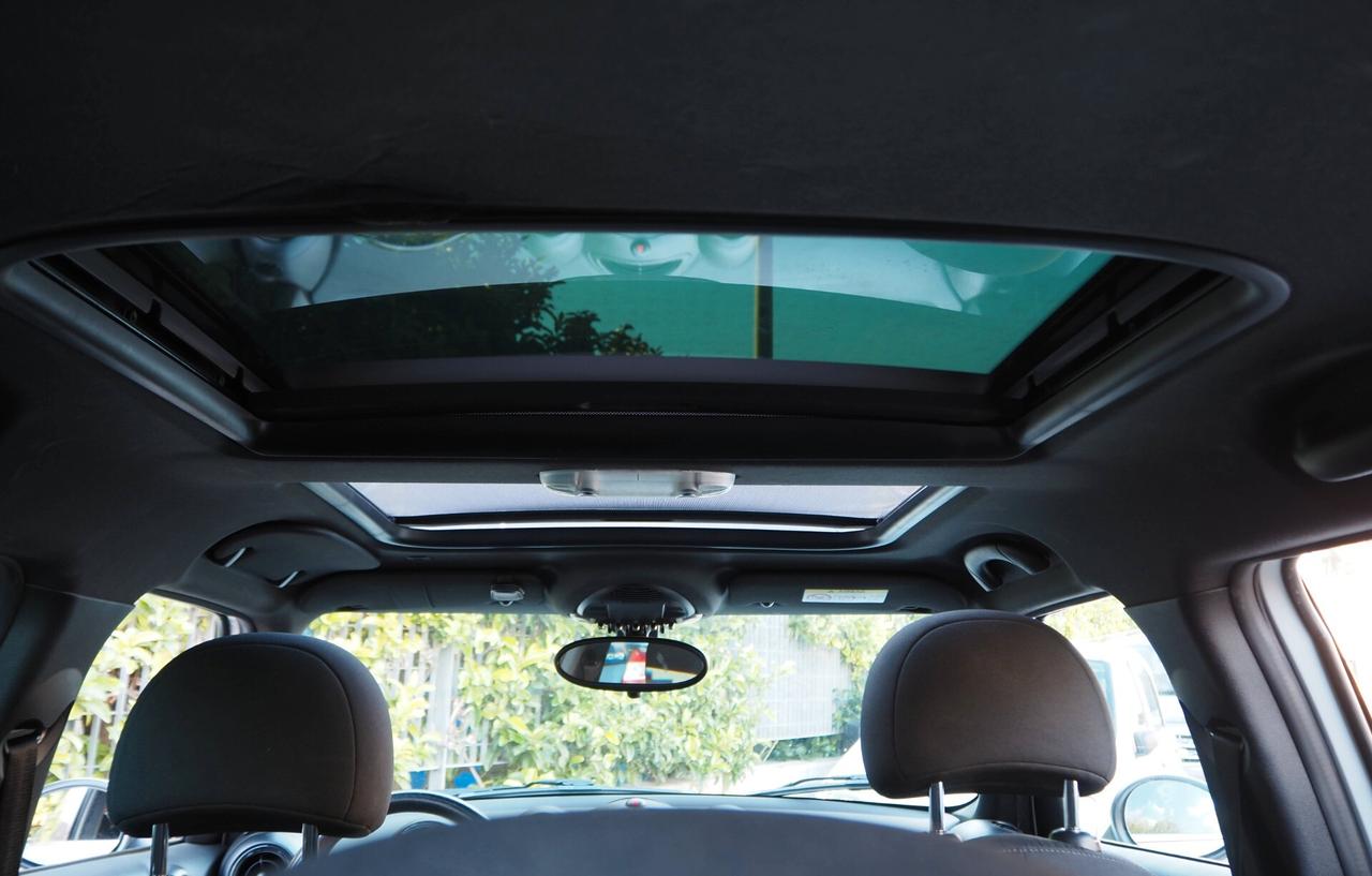 Mini Cooper D Countryman •Tetto Panoramico•