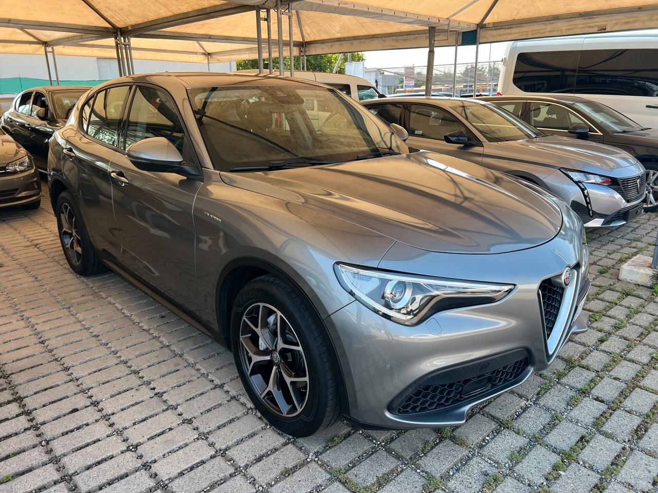 Alfa Romeo Stelvio 2.2 Turbodiesel 160 CV AT8 RWD Super