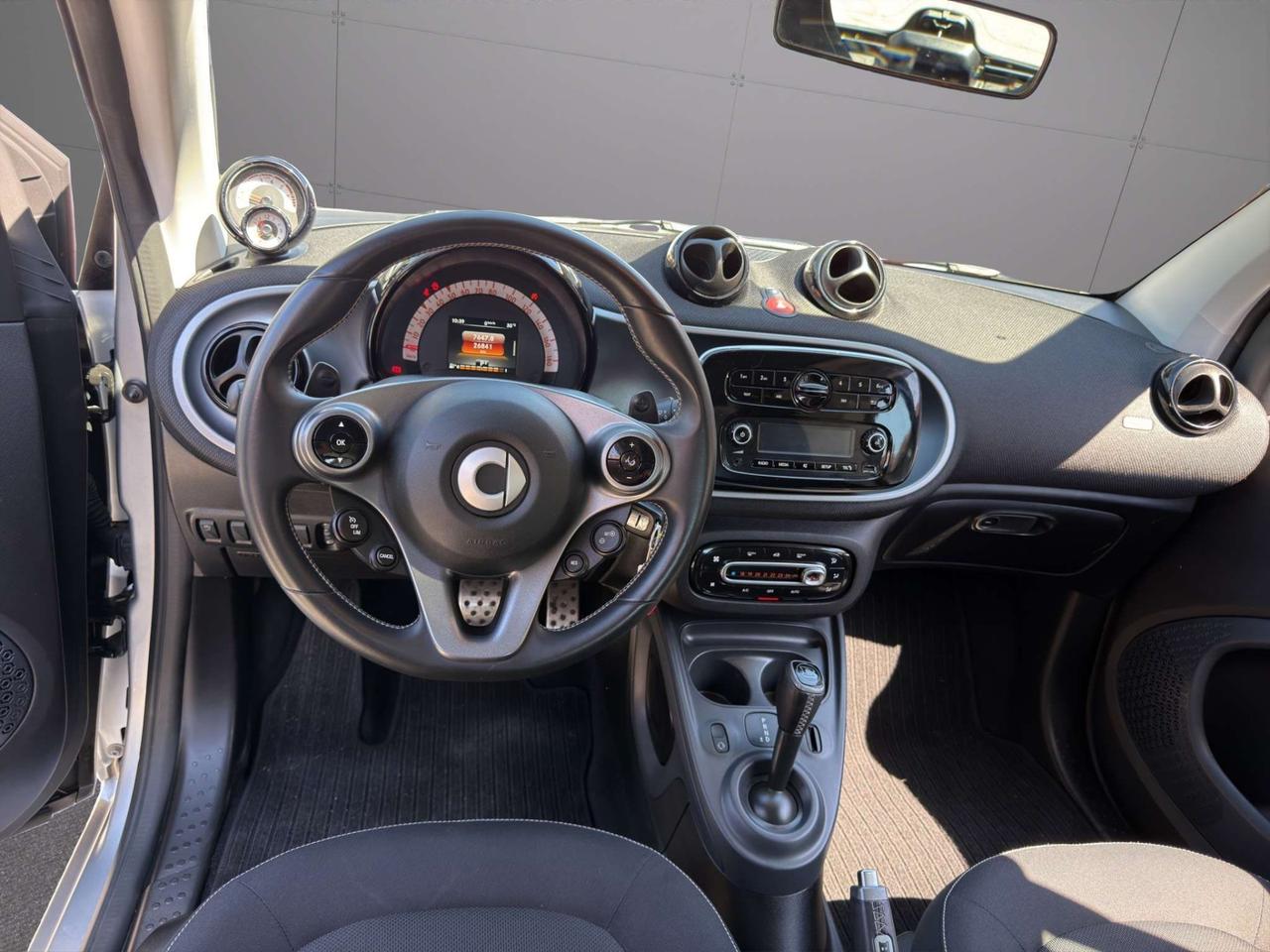 smart forTwo 90 CV ALLESTIMENTO BRABUS UNIPRO-PROMO FINANZIAMEN