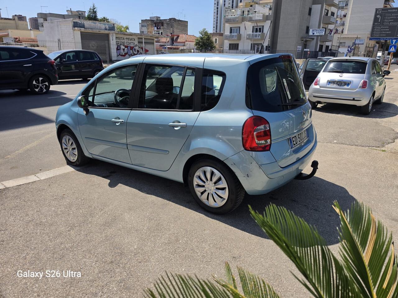 Renault Modus Grand 1.2 BENZINA - ANNO 2010