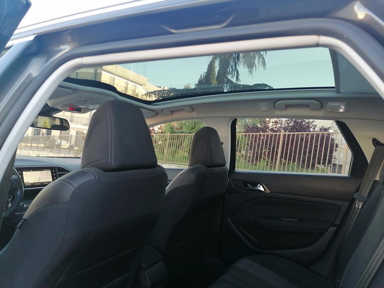 Peugeot 308 BlueHDi 130 SW Allure TETTO PANORAMICO 2018