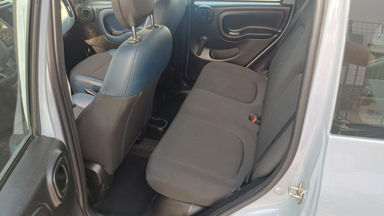 Fiat Panda 1.0 FireFly S&S Hybrid City Cross