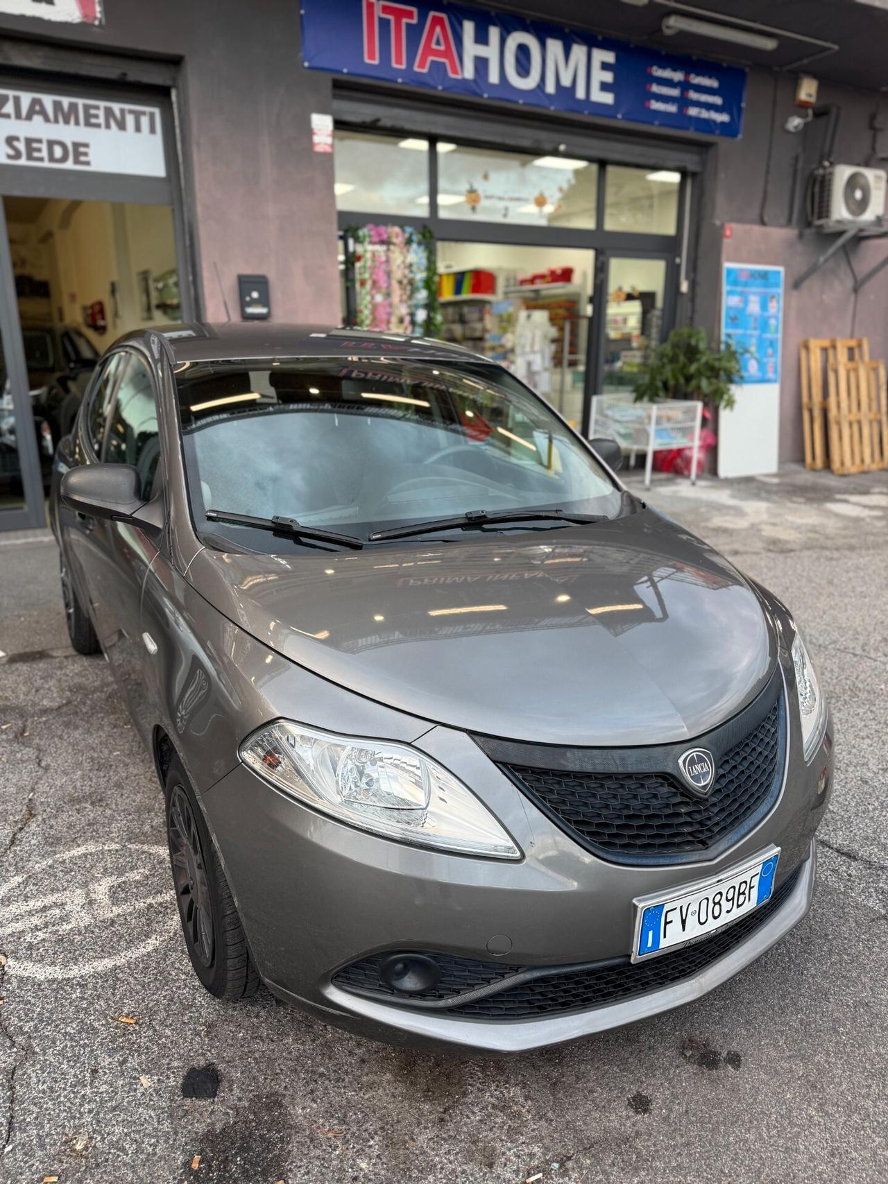 Lancia Ypsilon 1.2 69 CV 5 porte GPL Ecochic Gold