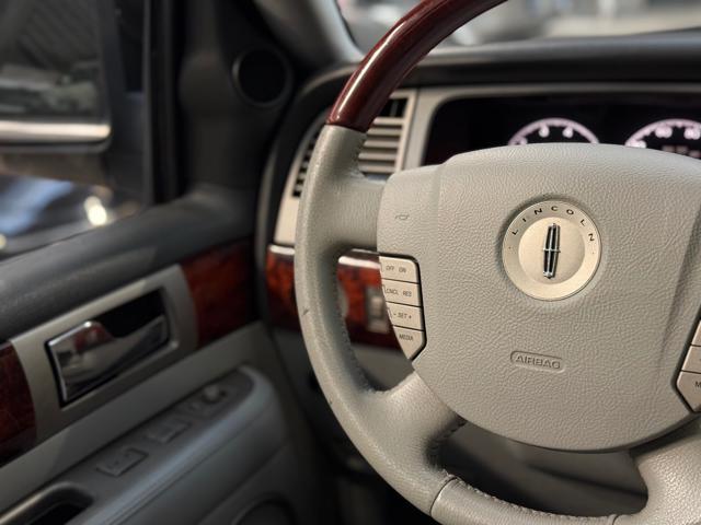 LINCOLN Navigator 5.4I V8