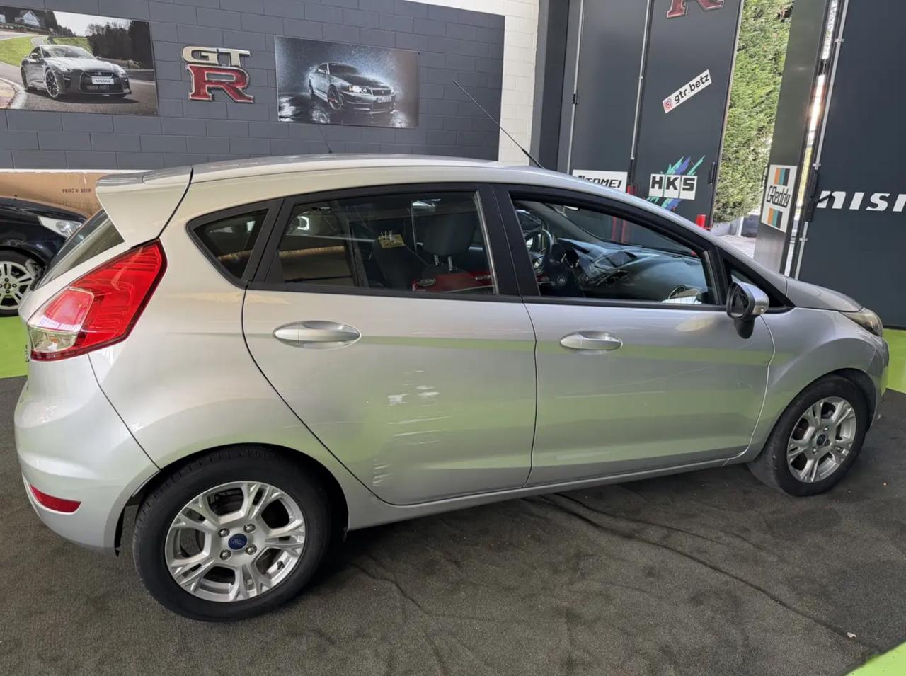 Ford Fiesta 1.0 EcoBoost 100CV 5 porte Powershift Titanium