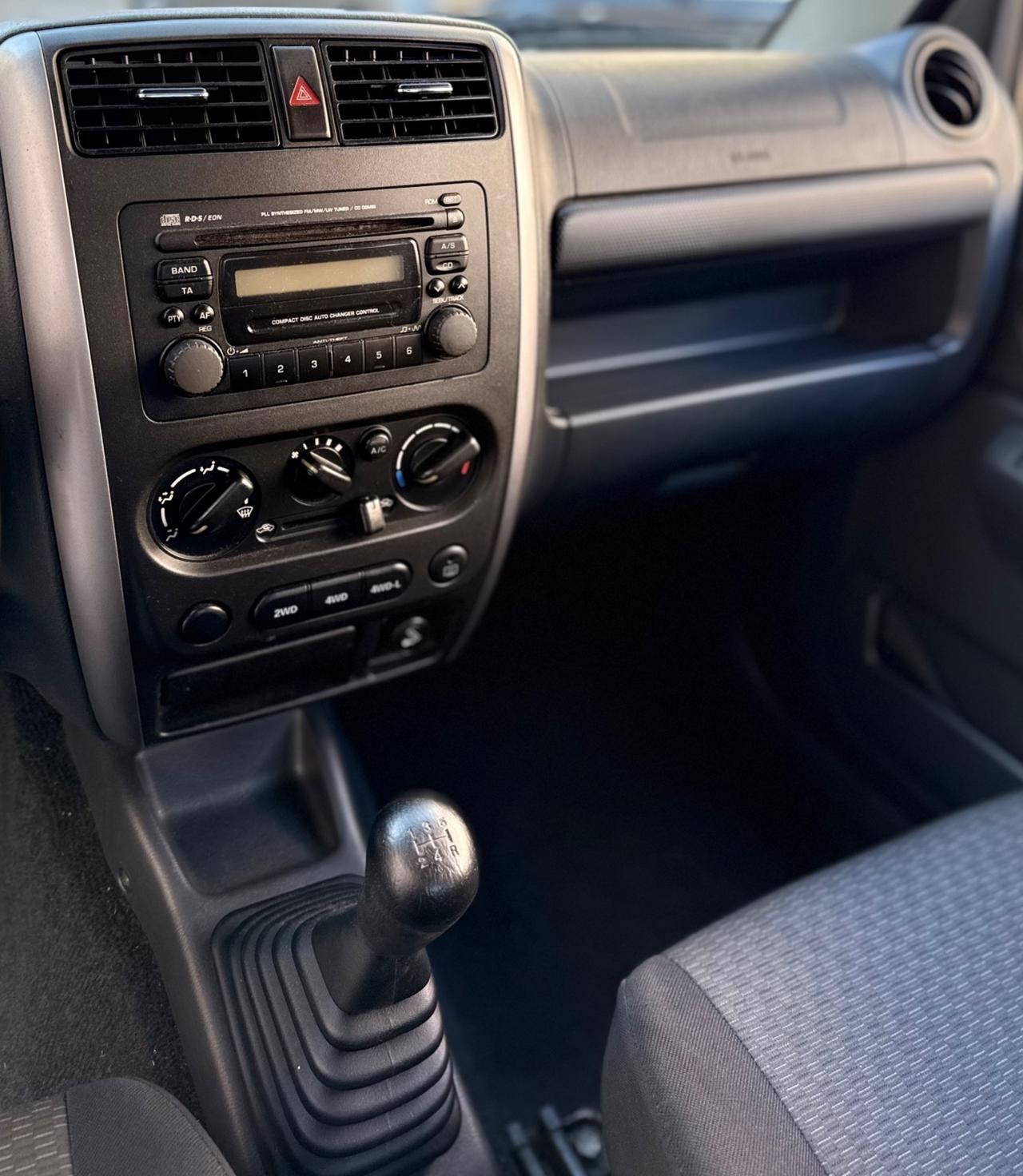 Suzuki Jimny 1.5 Diesel 4x4 65 Cv