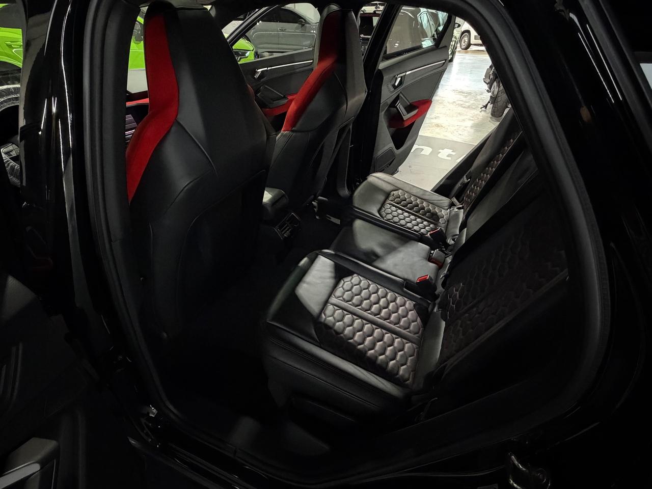 Audi Q3 RS quattro S tronic