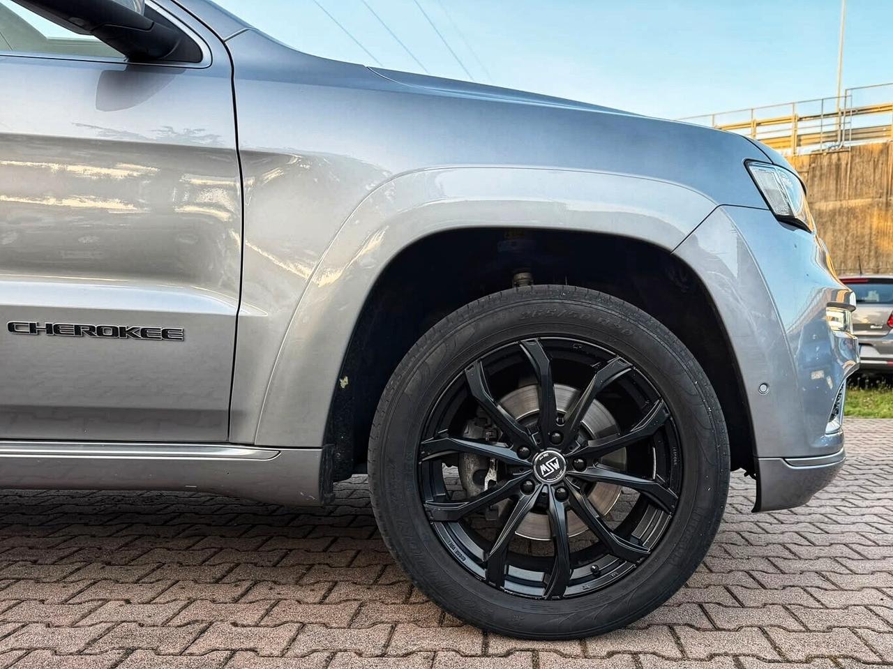 Jeep Grand Cherokee 3.0 V6 CRD 250 CV Multijet II Summit
