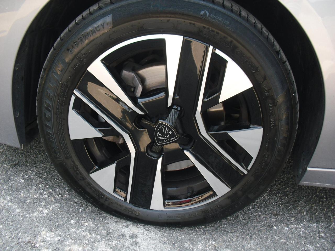 Peugeot 208 PureTech 100 Stop&Start 5 porte Allure, PARI AL NUOVO, FULL OPT!!