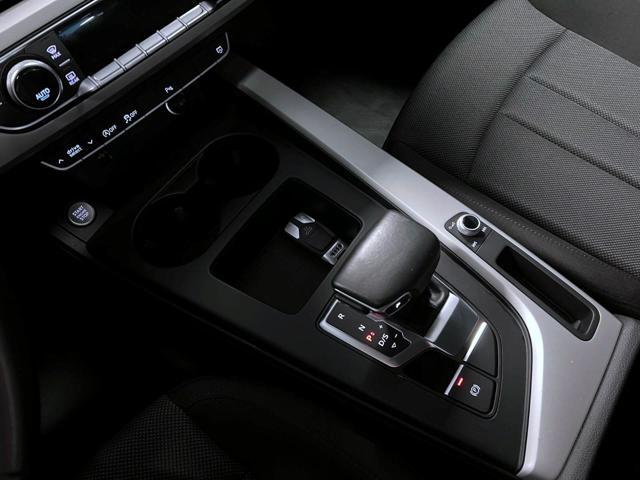 AUDI A4 Avant 30 TDI/136 CV S tronic Business Advanced