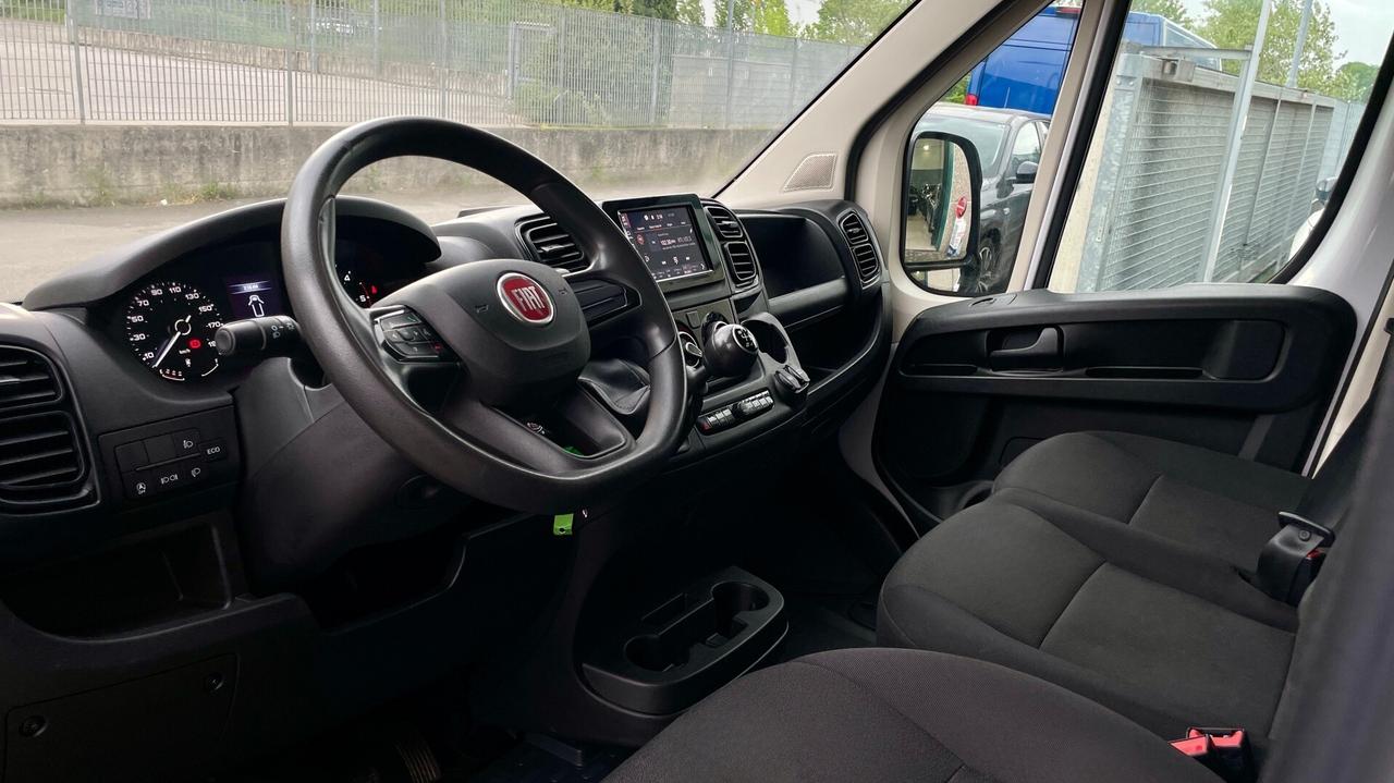 FIAT DUCATO 35 2.2 MJT PM-TM LAMIERATO 140CV - TELECAMERA POSTERIORE, CARPLAY, NEOPATENTATI