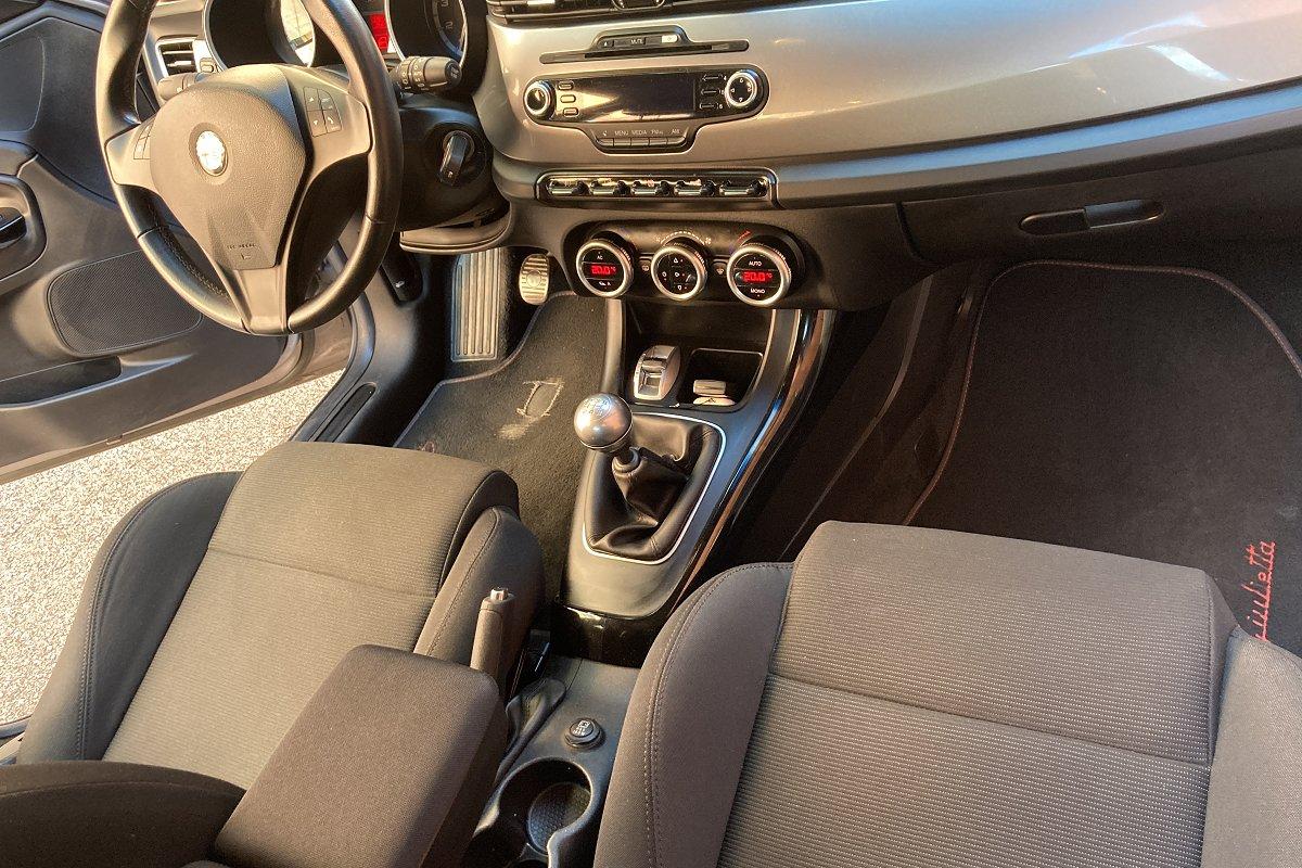 ALFA ROMEO Giulietta 1.4 Turbo MultiAir Distinctive