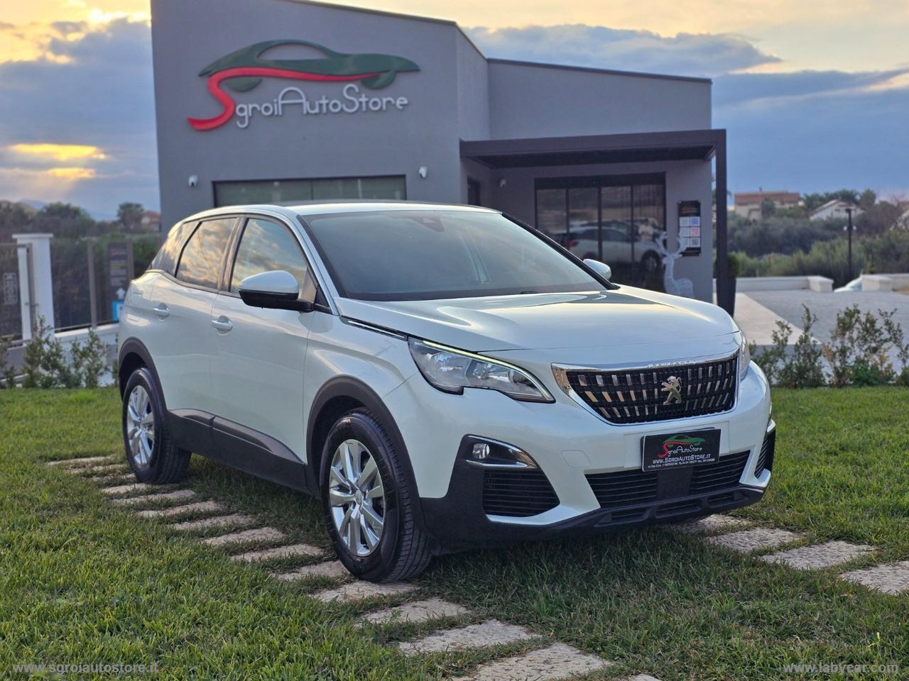 PEUGEOT 3008 BlueHDi 130 S&S EAT8 Business