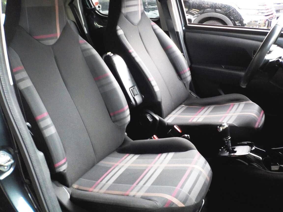 Peugeot 108 VTi 68 ETG 5 porte Allure Cambio Automatico