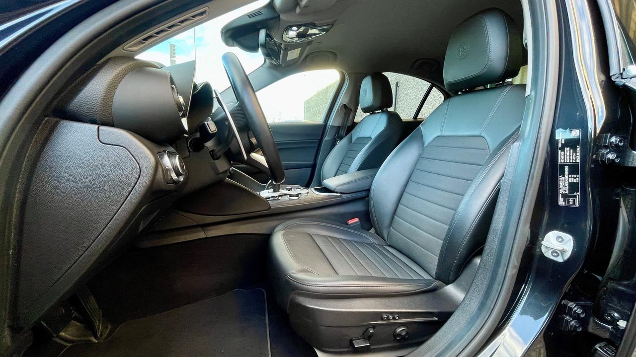 ALFA ROMEO GIULIA 2.2 SUPER AT8 190CV - FULL LED, PELLE, SEDILI RISCALDATI