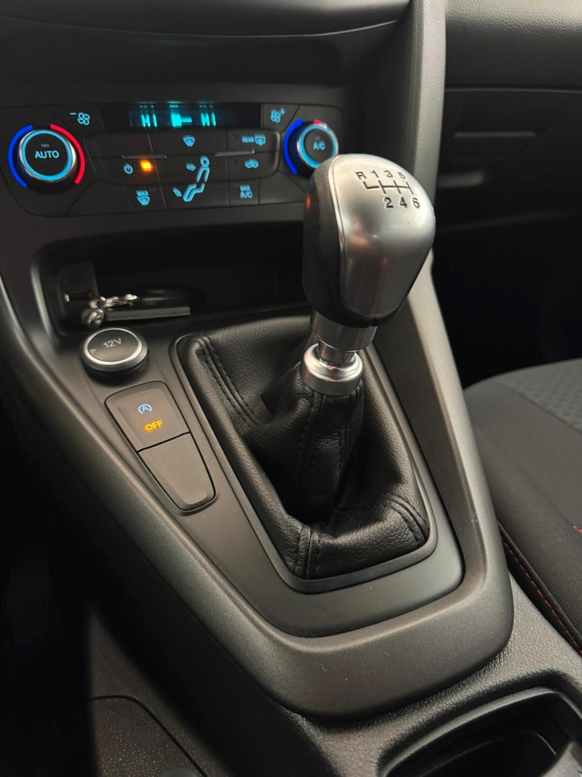 Ford Focus 1.5 TDCi 120 CV Start&Stop ST Line Business