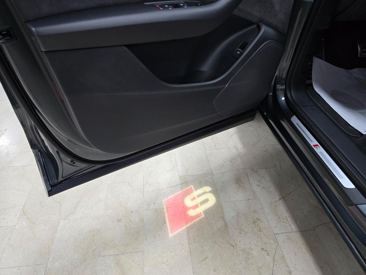 Audi Q8 50 TDI 286 CV quattro tiptronic Sline