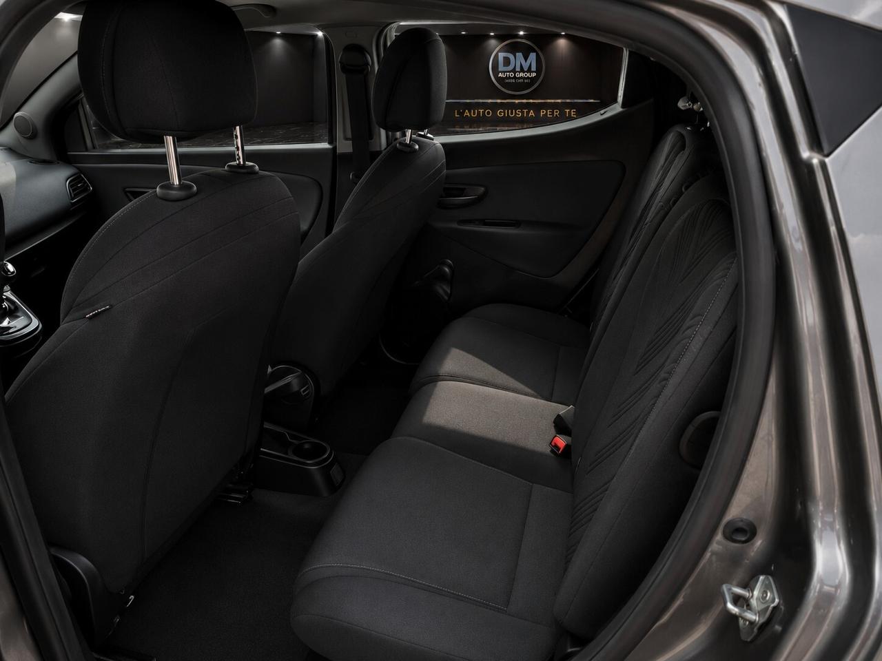 Lancia Ypsilon 1.0 FireFly 5 porte S&S Hybrid Gold