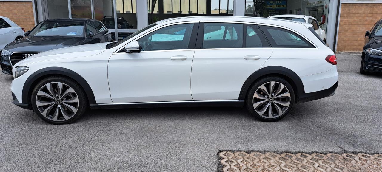 Mercedes-benz E 220 Cdi 4 Matic All-Terrain-Pelle-